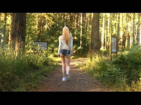 ❤️ Ilus naine liigub aeglaselt, mitte alasti video ❌ Pornovideo at et.porn-mate.ru
